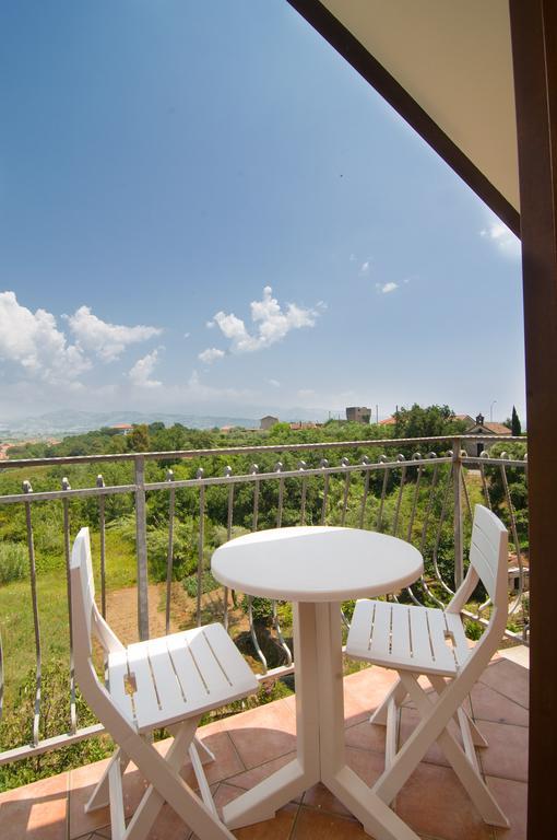 Dominella 3 Casal Velino Quarto foto